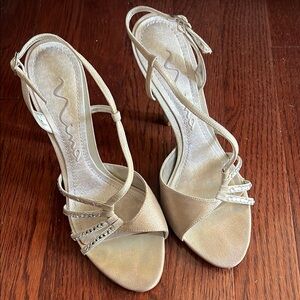 Nina Women's Tan Strappy Sandals